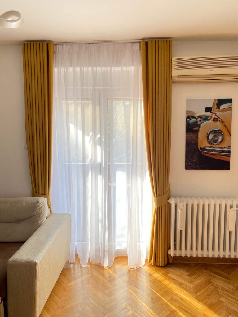 Draperije koje naglašavaju visinu prostora